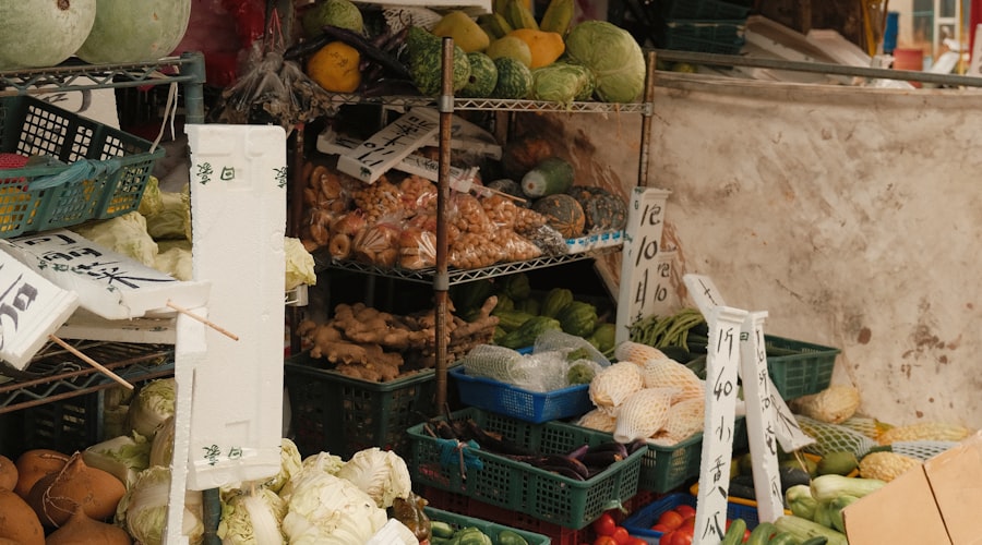 Seasonal shopping calendar 2026